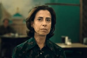 Leila pede voto de aplauso para atriz Fernanda Torres