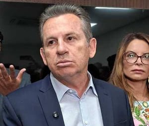 Governador Confessa Cortar Recursos da Saúde de Cuiabá por Birra Política: Um Ato de Crueldade que Pesará na História