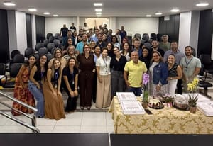 Após 8 anos à frente da Secretaria de Gestão, Bárbara Noronha é homenageada por amigos, servidores e parlamentares