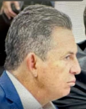 Respeite o povo de Mato Grosso, governador: entregue a obra do Hospital Central e pare de politicagem barata!