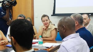 Prefeita e Sintep/VG discutem recomposição salarial dos profissionais da educação