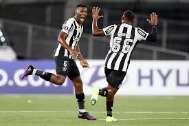 Botafogo vence Carabobo no Engenhão e retoma caminho da vitória na Libertadores