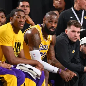 Warriors bate Lakers e Luka Doncic assume culpa por 'atuação inaceitável
