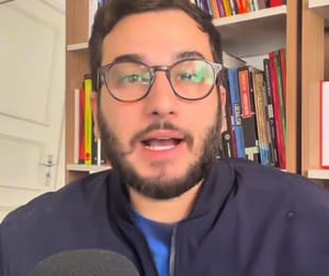 Professor Hugo Pontes desmistifica a “direita” em vídeo contundente nas redes: “Mentiram pra você”