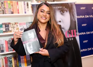 Autobiografia de Preta Gil é livro mais vendido em lista de plataforma