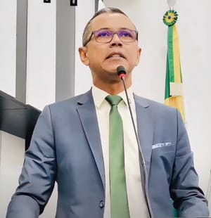 🚨 “Passou do limite”: Vereador Dídimo Vovô detona Abílio por ataque à vice e denuncia perseguição política 🚨