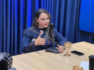 ⚖️ Vânia Rosa enfrenta Abílio: “Decreto não se sobrepõe à Constituição”