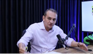 Wilson Santos aponta “pilantras e ladrões” em associações usadas para sugar emendas