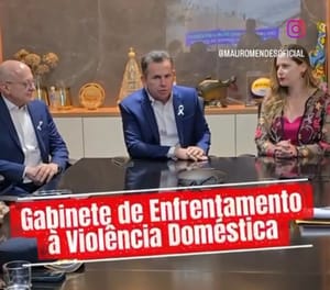 🚨 No fim do mandato, Mauro Mendes lançou gabinete contra violência doméstica após falas desastrosas e Mato Grosso liderar feminicídios no país
