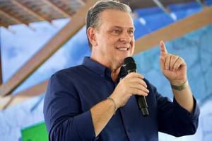 Ministro Carlos Fávaro articula com Lula liberação de recursos para o Contorno Leste — dinheiro é para o povo, não para o Abílio