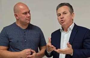 🔥 De “bosta” a “brucutu”: governador Mauro Mendes vira saco de pancadas no fim do mandato — até Abílio Brunini atacou o governador