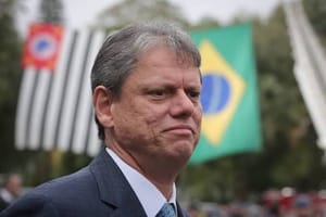 Tarcísio bate o martelo: reeleição em SP, lealdade a Bolsonaro e recado à direita sobre 2026