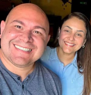 Dono do site citado em BO de Assédio e secretária de Comunicação se conhecem há anos desde quando trabalharam juntos no mesmo gabinete parlamentar no Senado