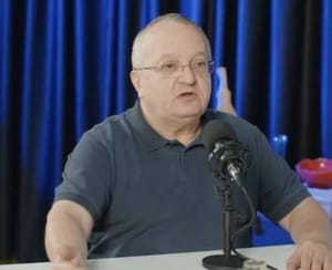 Pedro Taques leva denúncia do acordo da Oi ao Judiciário e à PGR em Brasília