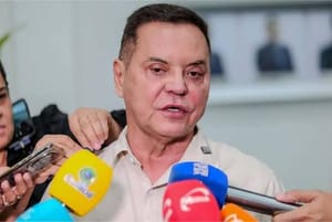 Racha no União Brasil: Botelho deixa reunião irritado, é isolado por grupo de Mauro Mendes e pode migrar para o MDB