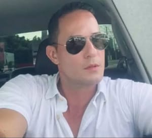 "SOU MACHO ALFA": CONQUISTADOR INVETERADO, SARGENTO DIZ QUE MULHERES SÃO O FOCO DE SEUS PROBLEMAS!