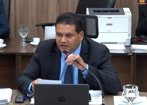 Wanderley Cerqueira é reeleito presidente da Câmara de Várzea Grande para o biênio 2027/2028