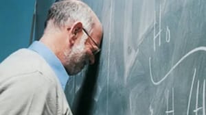 Prefeitura publica longa lista de professores afastados por problemas de saúde