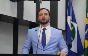 ABILIO NÃO QUER RECEBER IMPOSTO Da ESQUERDA?
