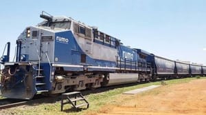 TREM DISTANTE Cuiabá pode ficar sem trem de novo enquanto governo deve ficar só olhando para a Rumo sem "rumo"
