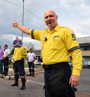Abilio culpa motoristas por caos no trânsito, mas Semob arrecada mais de R$ 40  milhões com multas e não tem orientação nas ruas