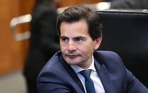 Indicado a vice na chapa de Pivetta, Fabinho Garcia é o pivô do escândalo da Oi, denunciado por Pedro Taques e investigado no STJ