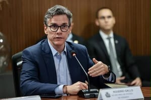 Otaviano Pivetta bate o martelo e escolhe o procurador Rogério Gallo como vice em sua chapa ao Governo