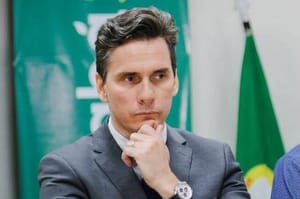 Gallo rifado duas vezes por Mauro Mendes: ex-secretário de Fazenda é preterido e perde espaço no cenário político de MT