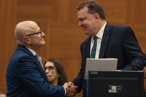 Max Russi fecha aliança do Podemos com Pivetta na disputa pelo Governo