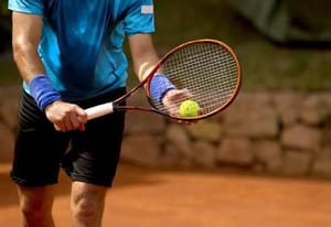 Torneio de Beach Tennis em Rondonópolis custa R$ 550 mil aos cofres públicos, cobra taxa de atletas e gera revolta