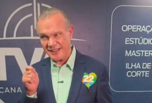 Wellington provoca jornalistas e pergunta: “Você votaria em candidato que bateu em mulher?”