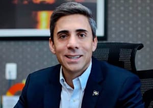 PRESSÃO POR VOTOS MPE investiga suposta cobrança de votos para Alan Porto dentro de escola estadual
