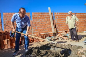AÇÃO COMUNITÁRIA “Deputado dos Mutirões”: Wilson Santos transforma união com as comunidades em obras e melhorias