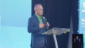 Wellington alerta que Pivetta é “ficha suja” e adversário disputa eleição sub judice